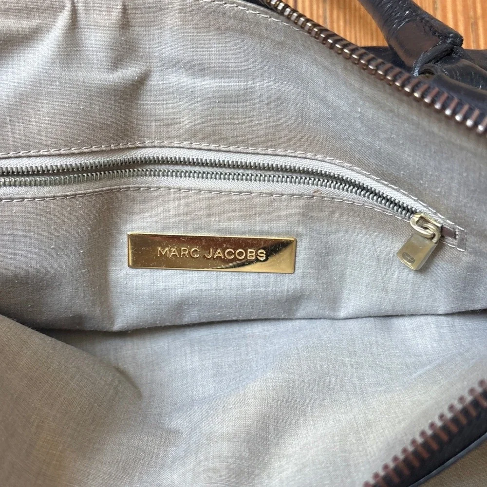 Marc Jacobs Satchel Bag Women Black Leather Gold Push Lock Vintage SIZE Medium